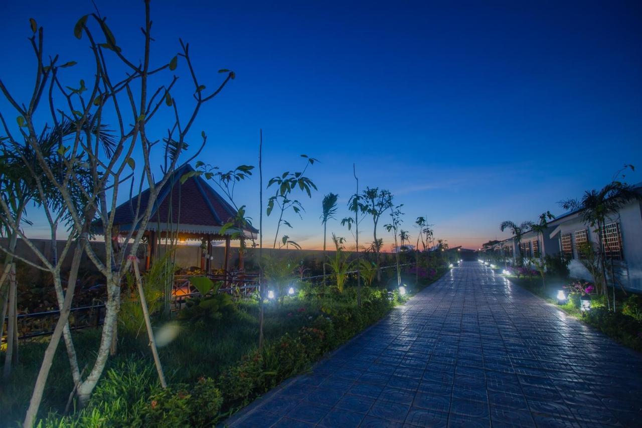 Ry'S Lotus Resort D'Angkor Siem Reap Eksteriør bilde
